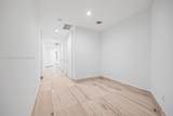 18555 Collins Ave - Photo 13