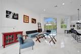 2757 Oakbrook Ln - Photo 3