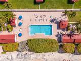 2555 Collins Ave - Photo 30