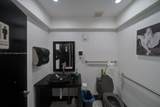 Suite For Lash & Fac Technicians W/ Sink - Photo 5