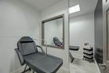 Suites For Lash & Fa Technicians On Miracle Mile - Photo 5