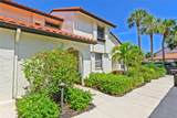 5762 Fox Hollow Dr - Photo 10
