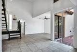 5762 Fox Hollow Dr - Photo 14