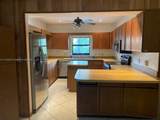 1616 Churchill St - Photo 4