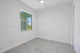 1105 38 ST - Photo 17