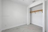 1105 38 ST - Photo 18