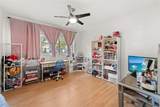 411 Malaga Ave - Photo 14