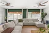 411 Malaga Ave - Photo 3