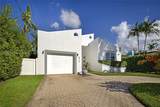 8919 Byron Ave - Photo 44
