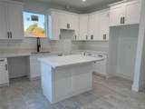 1100 Highview Rd - Photo 7