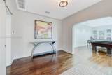 1049 Malaga Ave - Photo 2