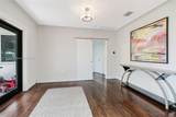 1049 Malaga Ave - Photo 3