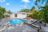 990 11th St - Photo 1