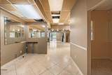 2669 Commercial Blvd - Photo 8