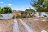 1121 Salih St - Photo 37