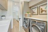 2942 Center Street - Photo 33