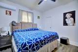 121 Walnut St - Photo 17