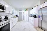 121 Walnut St - Photo 4