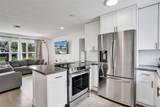 1124 6th St - Photo 4
