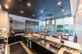 275 18th St - Photo 4
