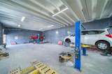 Body Repair Shop For in Hialeah - Photo 16