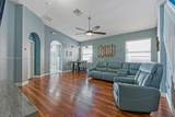 954 37th Ave - Photo 3