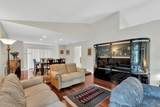 1800 105th Ln - Photo 4