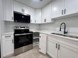 3089 Yarmouth  E - Photo 8
