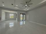 417 Paddock St - Photo 11