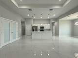 417 Paddock St - Photo 3