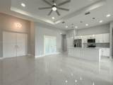 417 Paddock St - Photo 4