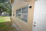 1004 Twin Lakes Dr - Photo 3