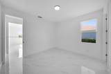 2813 41ST AVE - Photo 44