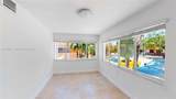 2915 24 ST - Photo 3