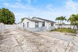 621 8th St - Photo 2