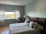 4925 Collins Ave - Photo 18