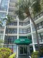 800 Parkview Dr - Photo 1