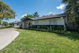 736 Prosperity Farms Rd - Photo 32