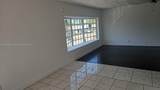 5300 18th Ct - Photo 4