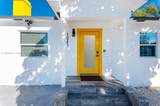 1041 35th St - Photo 3