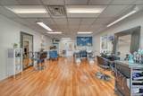 Stylish Beauty Salon in Prime Tamiami Park/Fiu Campus Area - Photo 1