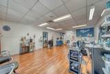 Stylish Beauty Salon in Prime Tamiami Park/Fiu Campus Area - Photo 2