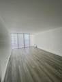555 15th St - Photo 4