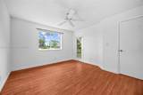 1031 Coral Club Dr - Photo 15
