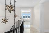 1460 Treasure Dr - Photo 22