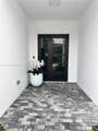 6824 80th St - Photo 2