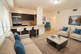 6835 Rue Versailles - Photo 1