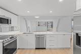 555 34th St - Photo 4