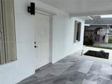 661 44th St - Photo 3
