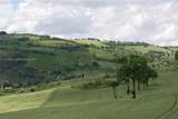 Assisi Frazione S. Gregorio - Photo 13